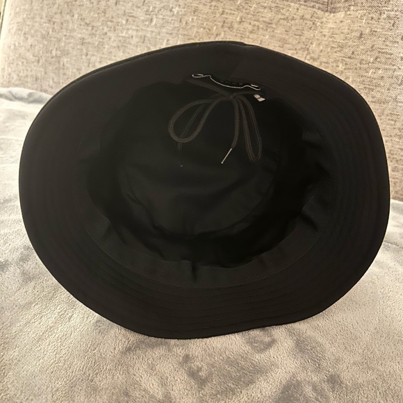 Sandro Paris Nylon Bucket Hat - Picture 6 of 7